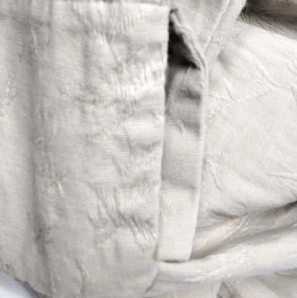 Liz Golf Anissa Embroidered Dressy Capris Size 6 - Picture 5 of 5